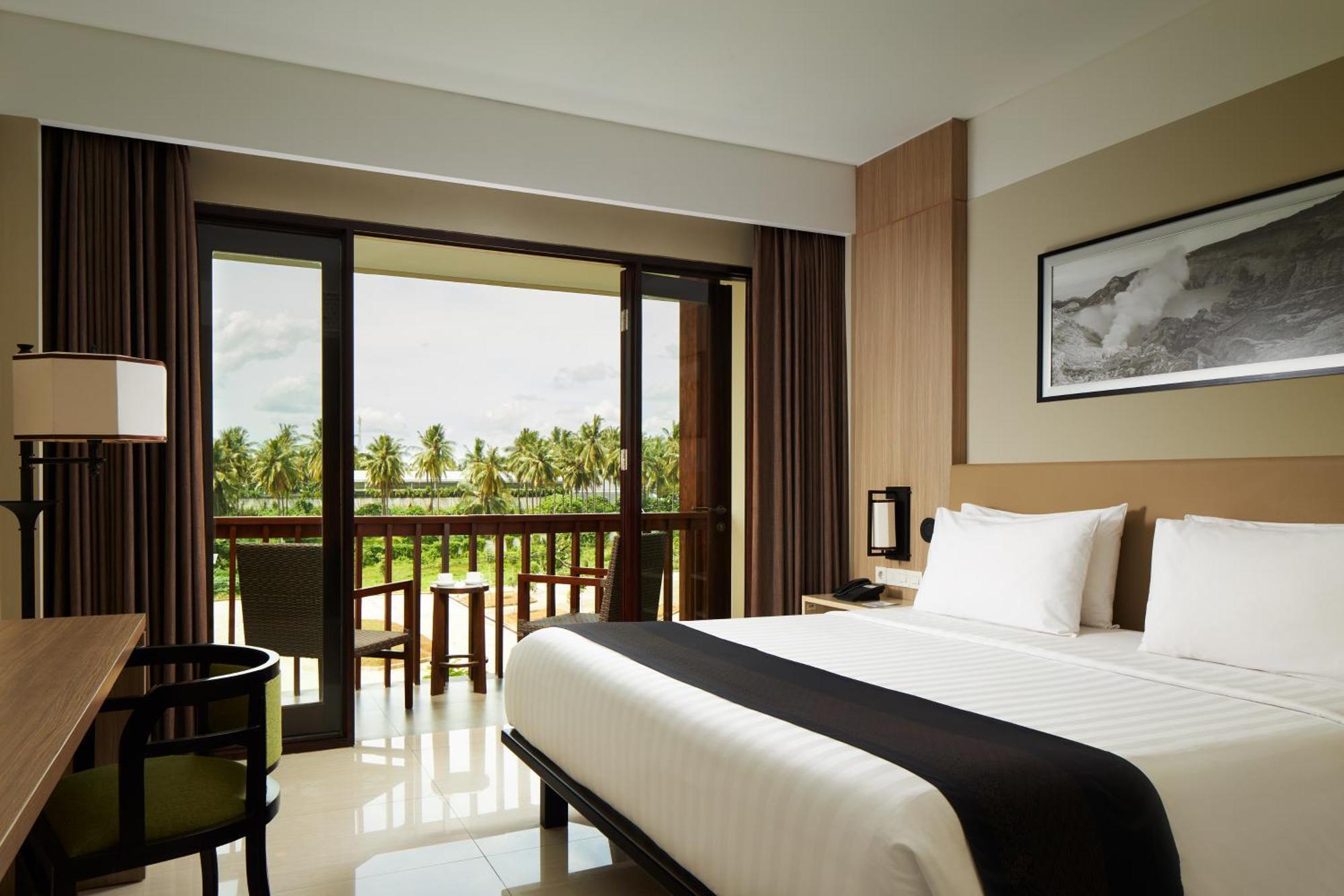 El Hotel Banyuwangi Exterior foto