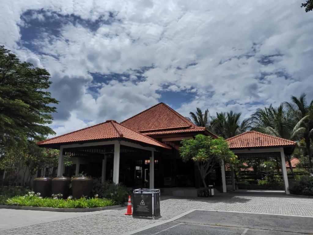 El Hotel Banyuwangi Exterior foto