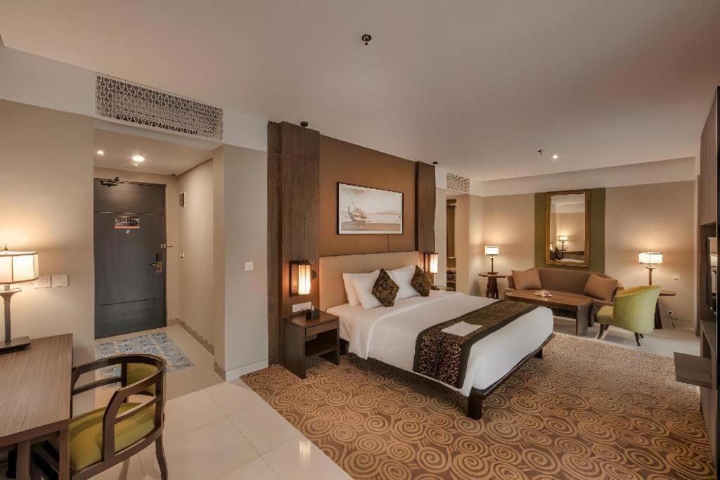 El Hotel Banyuwangi Exterior foto