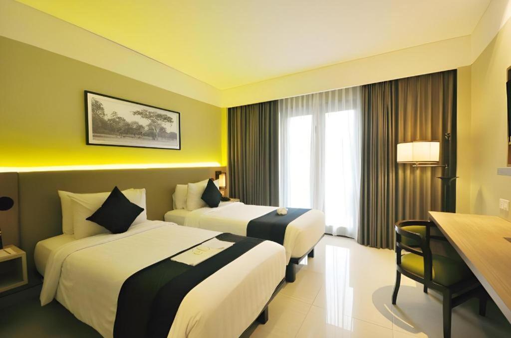 El Hotel Banyuwangi Exterior foto