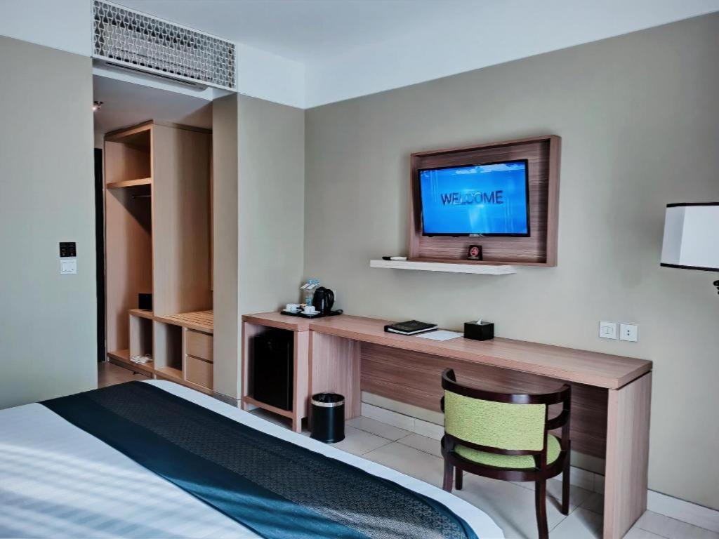 El Hotel Banyuwangi Exterior foto