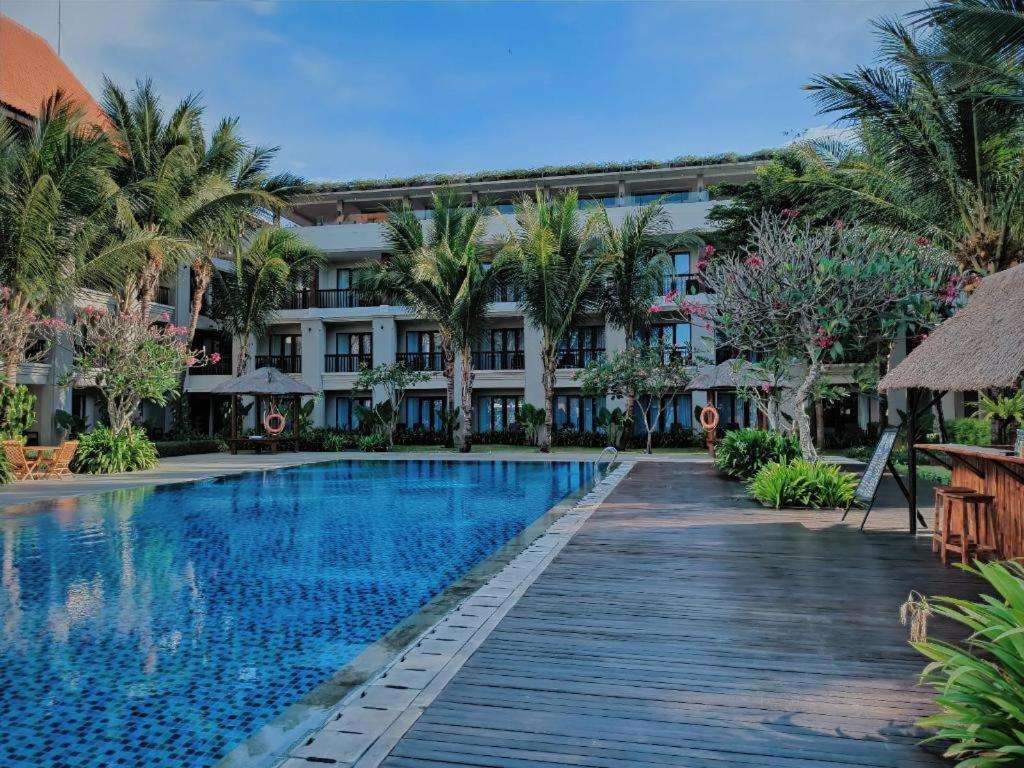 El Hotel Banyuwangi Exterior foto