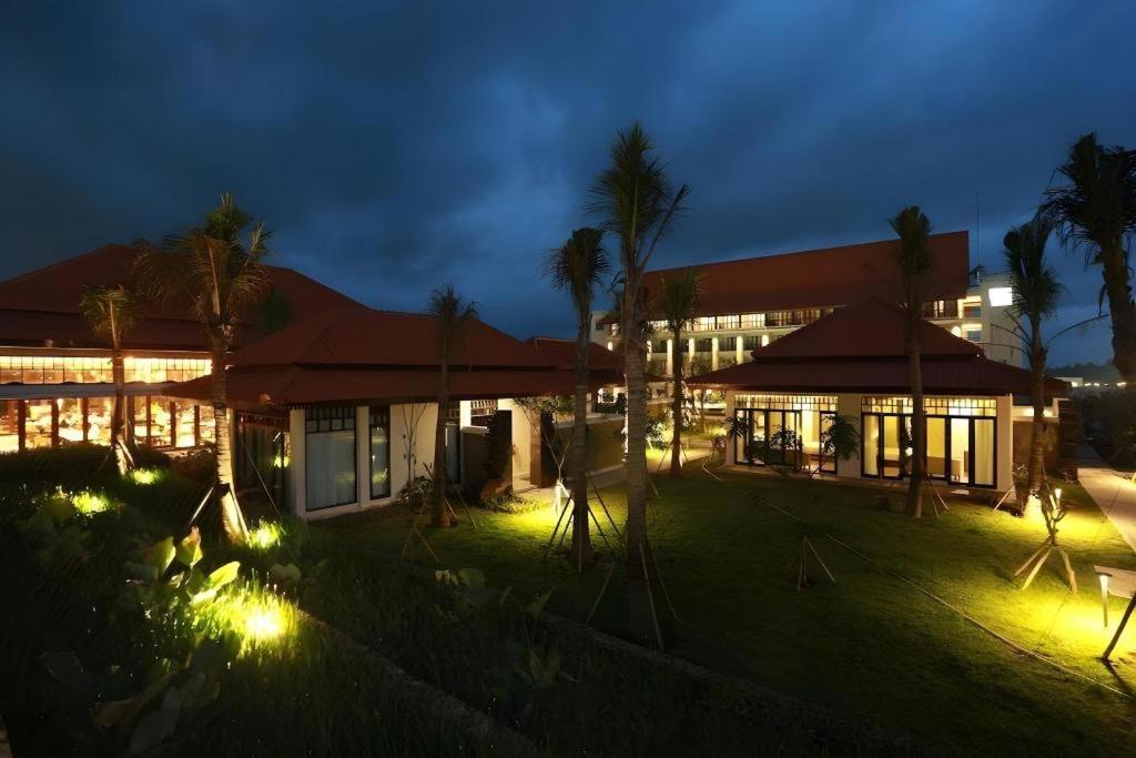 El Hotel Banyuwangi Exterior foto